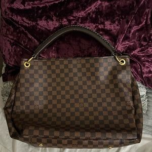 Louis Vuitton - Artsy Leather Handbag
